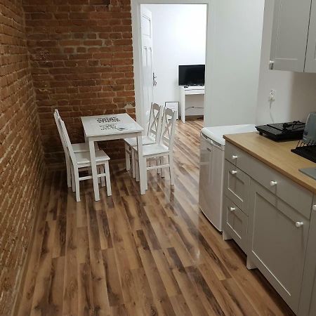 Apartament Nr 15 - 2 Pokoje Z Prywatnymi Lazienkami Centrum 포즈난 외부 사진